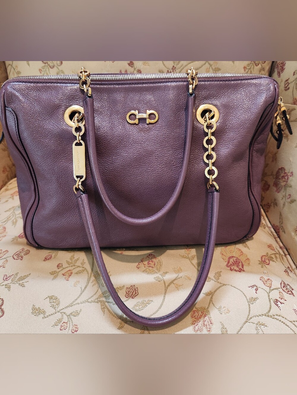 Salvatore Ferragamo Purple Leather Gancini Chain Shoulder Bag Tote Made In Italy - Picture 1 of 16